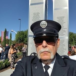 Meet your Posher, Clifford